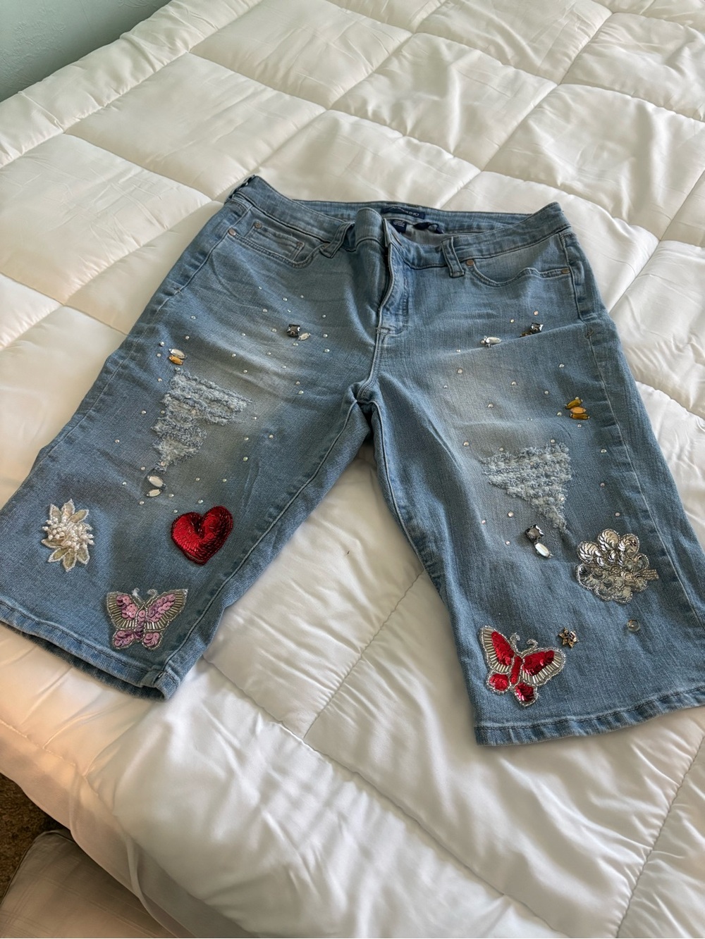 Bejeweled Burmuda Bandolino Jean Shorts size 12